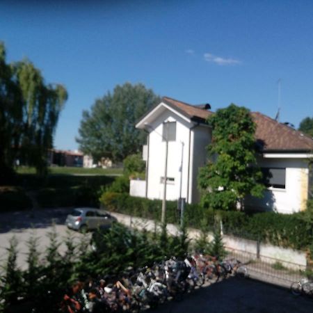 Vicino Al Prato Della Valle Intero Appartamento Parcheggio Facile Di Fronte Падуя Экстерьер фото